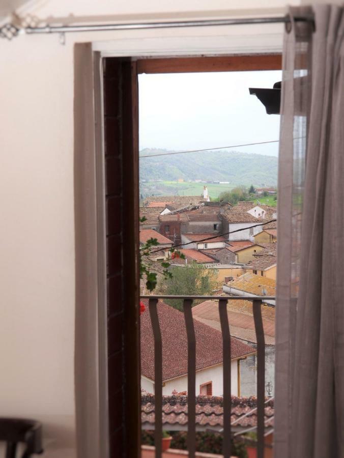 Bed and Breakfast Domus Tua Пьетрельчина Экстерьер фото