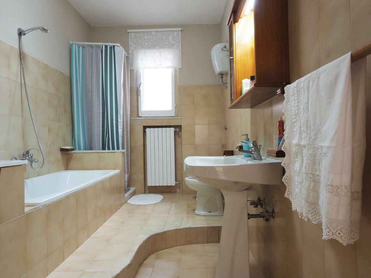 Bed and Breakfast Domus Tua Пьетрельчина Экстерьер фото